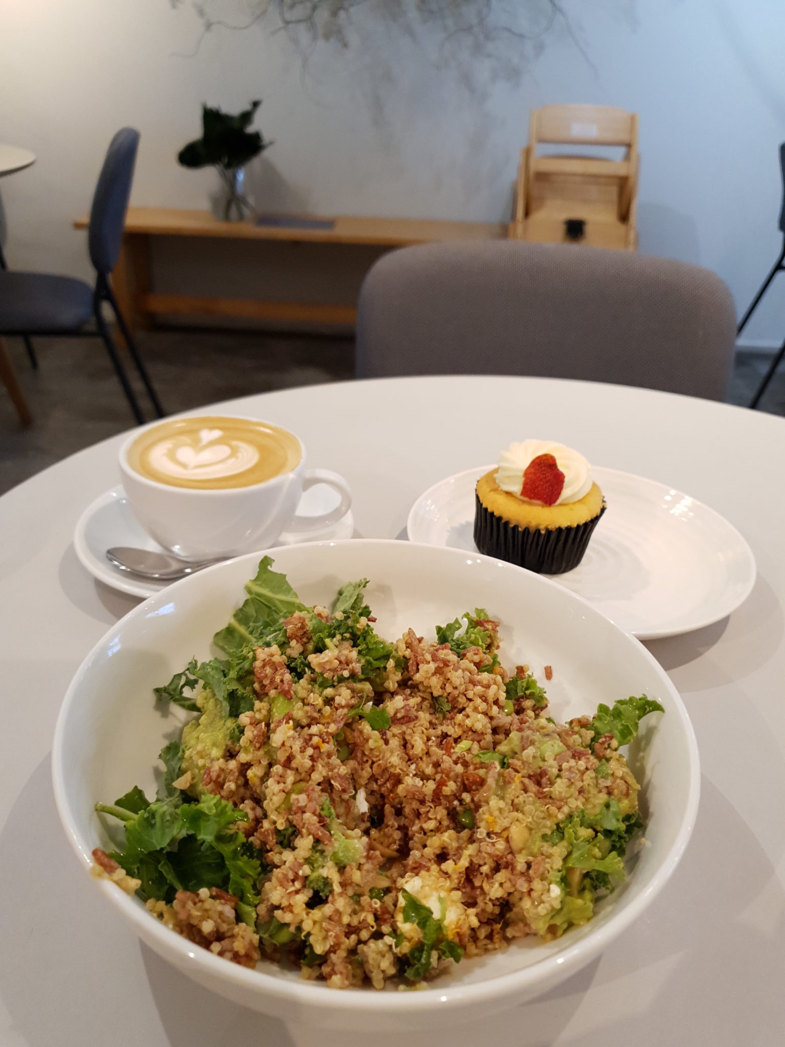 Best cupcake in Singapore PLAIN VANILLA Best cupcake in Singapore PLAIN VANILLA
